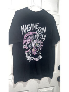 Men's Shaka Wear Black Machine Gun Kelly Mainstream Sellout Tour T-Shirt XL